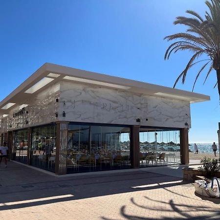 Moderno Apartamento En Primera Linea Paseo Maritimo Fuengirola Kültér fotó